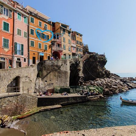 Il Mare Di Ada:Seaside Apartament In Riomaggiore Bagian luar foto