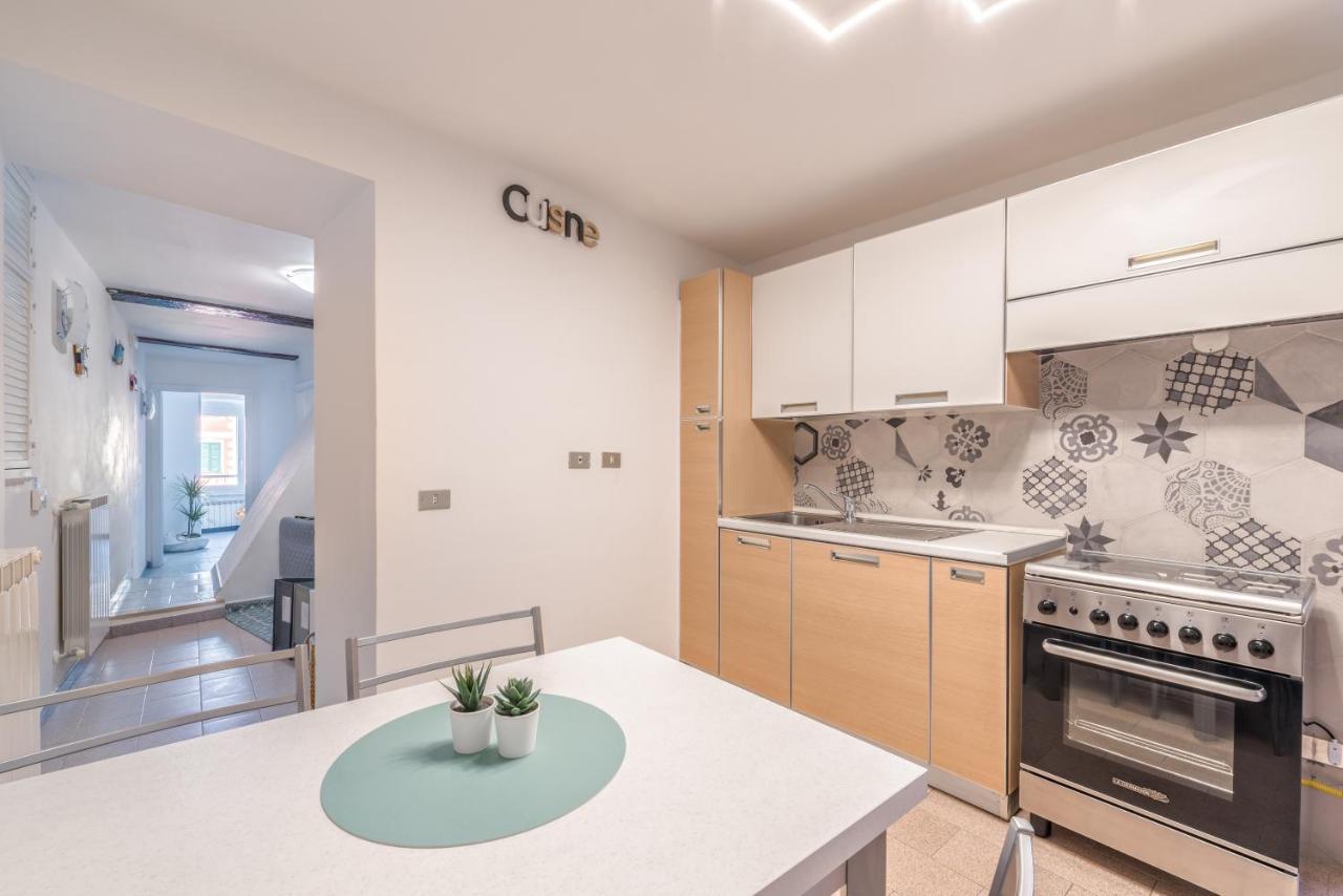 Il Mare Di Ada:Seaside Apartament In Riomaggiore Bagian luar foto